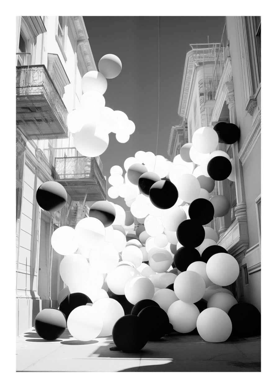 Balls Black and White 4